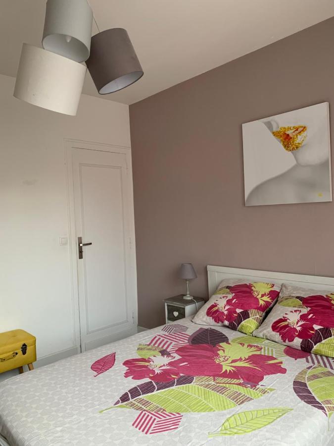 Lilas Pessac Luaran gambar